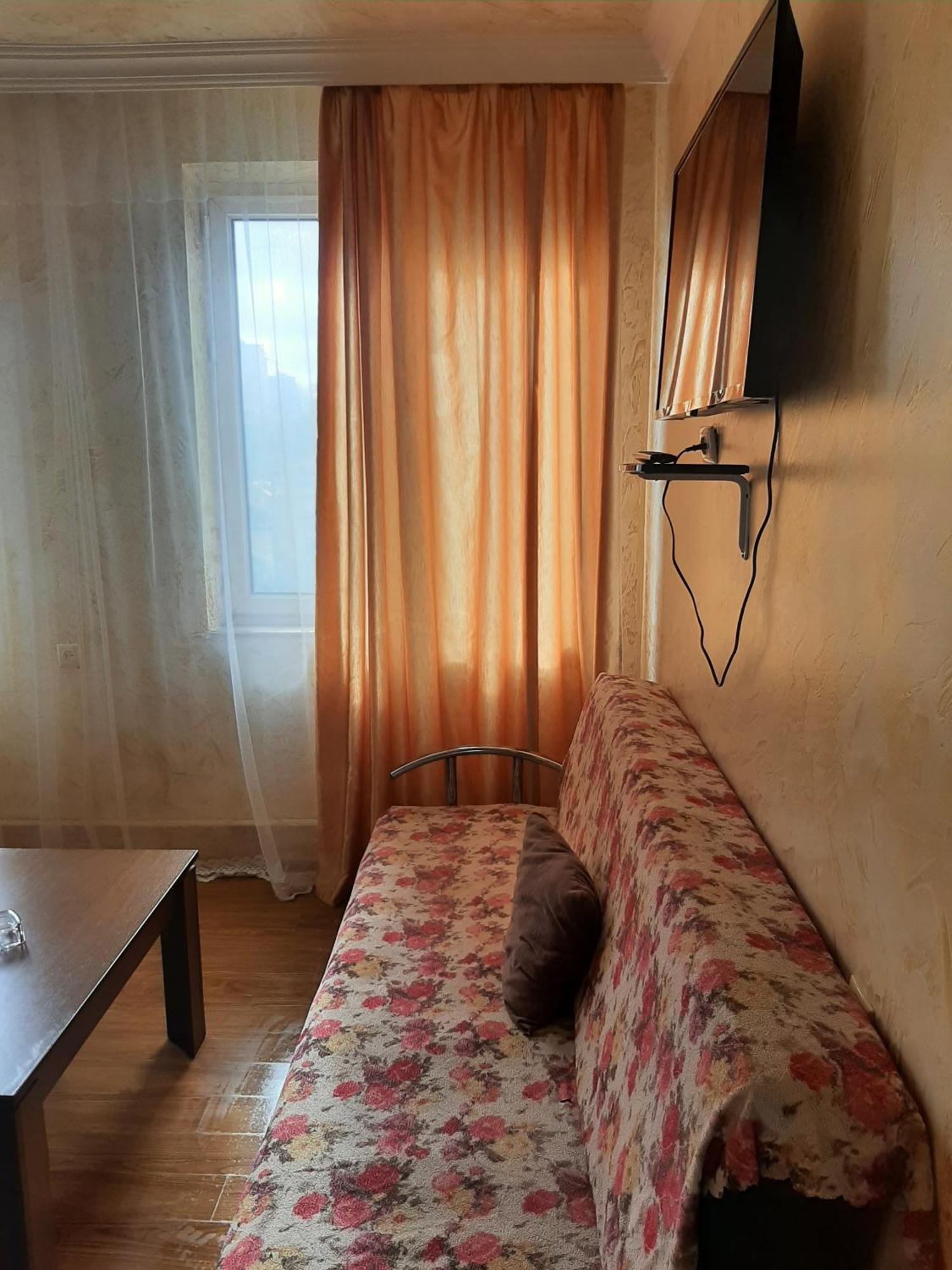Tokaplus Batumi Exteriör bild