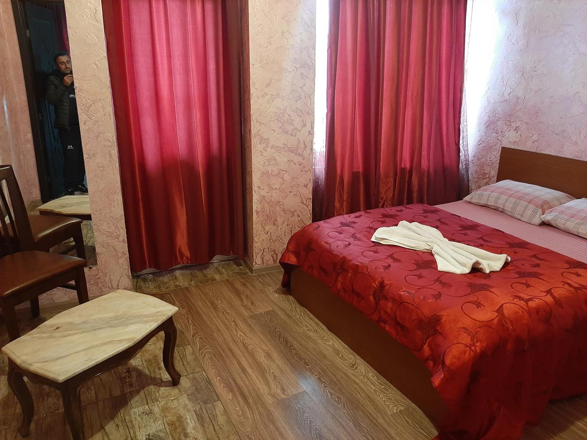 Tokaplus Batumi Exteriör bild